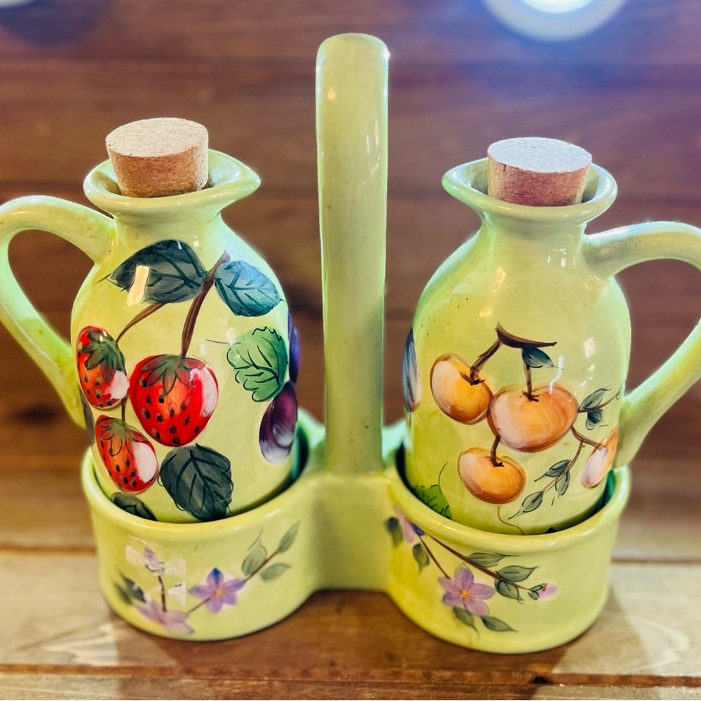 Claire Murray Fruit N’ Berries Oil and Vinegar Cruet Set Gibson Green
